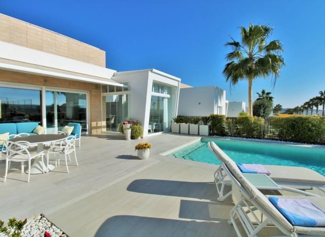 3 quarto Moradia para venda em Algorfa com piscina - 599 900 € (Ref: 8842060)