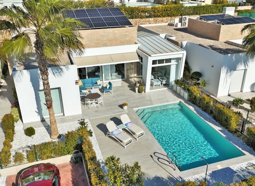 3 makuuhuone Huvila myytävänä paikassa Algorfa mukana uima-altaan - 599 900 € (Ref: 8842060)