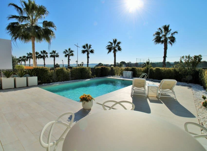 3 makuuhuone Huvila myytävänä paikassa Algorfa mukana uima-altaan - 599 900 € (Ref: 8842060)