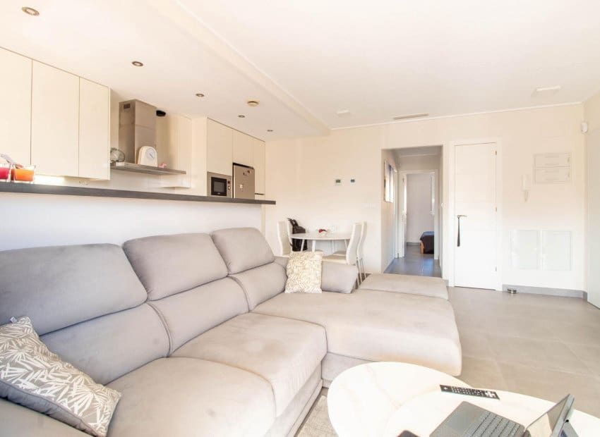 2 quarto Bungalow para venda em Punta Prima com piscina - 294 000 € (Ref: 8845851)