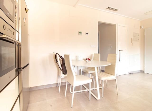 2 soveværelse Bungalow til salg i Punta Prima, Torrevieja med swimmingpool - € 294.000 (Ref: 8845851)