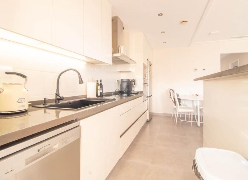 2 quarto Bungalow para venda em Punta Prima com piscina - 294 000 € (Ref: 8845851)