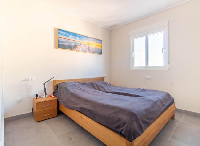 2 quarto Bungalow para venda em Punta Prima com piscina - 294 000 € (Ref: 8845851)