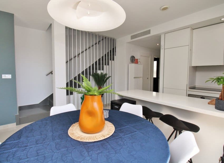 3 camera da letto Villa in vendita in Villamartin con piscina - 405.000 € (Rif: 8861677)