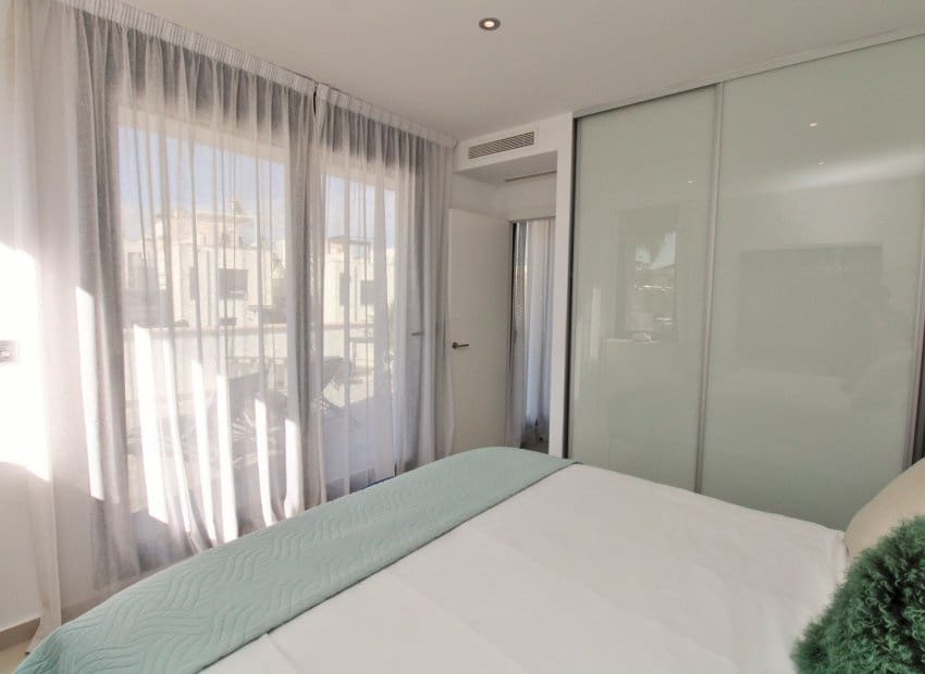 3 camera da letto Villa in vendita in Villamartin con piscina - 405.000 € (Rif: 8861677)