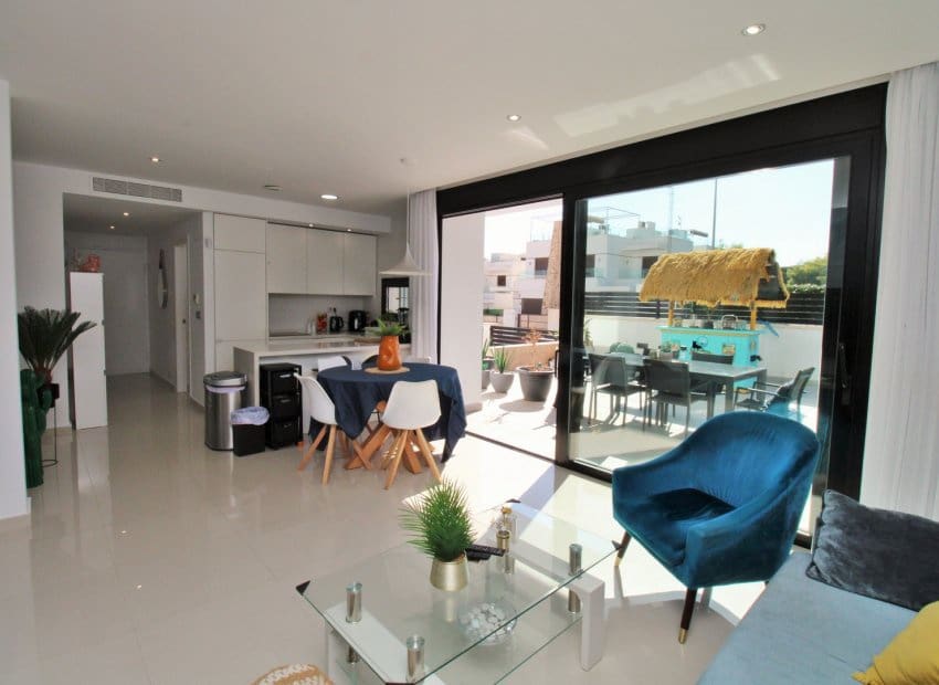 3 camera da letto Villa in vendita in Villamartin con piscina - 405.000 € (Rif: 8861677)