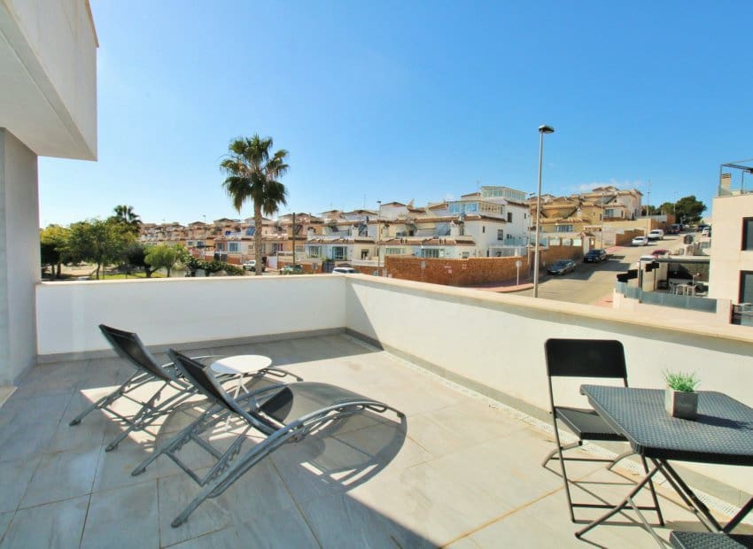3 camera da letto Villa in vendita in Villamartin con piscina - 405.000 € (Rif: 8861677)