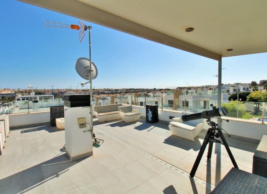 3 camera da letto Villa in vendita in Villamartin con piscina - 405.000 € (Rif: 8861677)