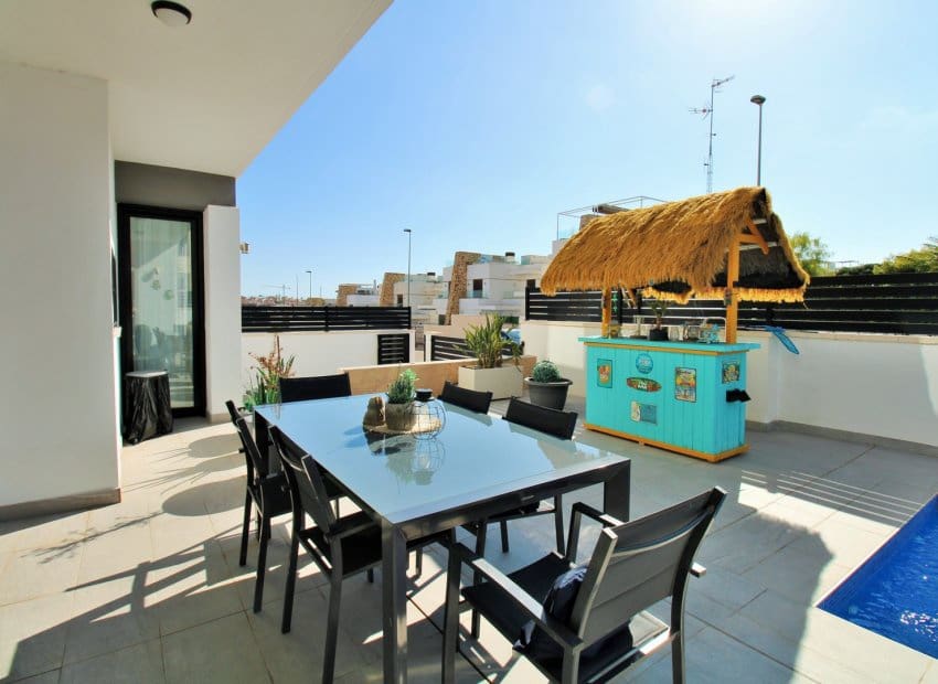 3 camera da letto Villa in vendita in Villamartin con piscina - 405.000 € (Rif: 8861677)