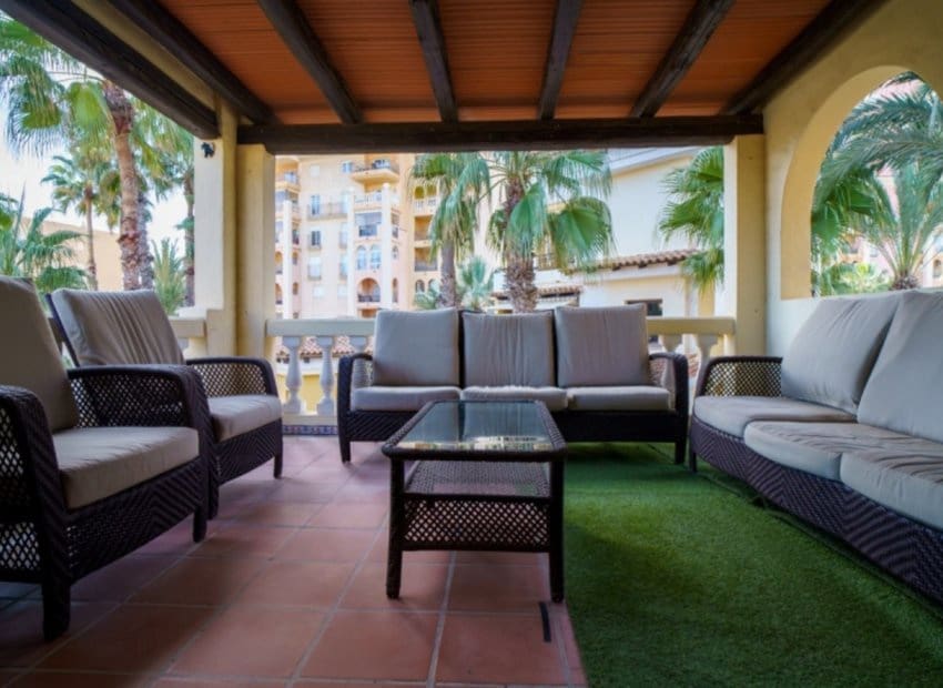 3 soverom Penthouse til salgs i Torrevieja med svømmebasseng - € 320 000 (Ref: 8861680)