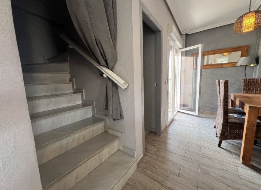 4 soverom Villa til salgs i La Zenia med svømmebasseng - € 399 000 (Ref: 8904605)