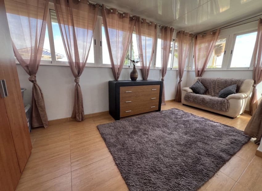 4 soverom Villa til salgs i La Zenia med svømmebasseng - € 399 000 (Ref: 8904605)