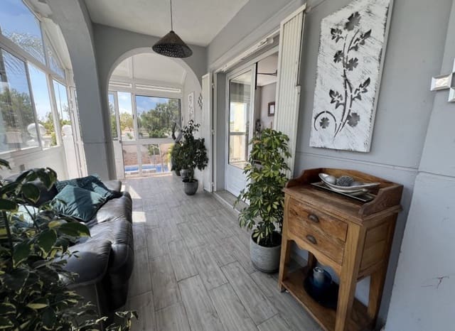 4 soverom Villa til salgs i La Zenia, Orihuela med svømmebasseng - € 399 000 (Ref: 8904605)