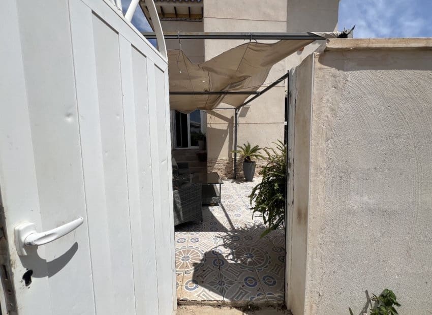 4 soverom Villa til salgs i La Zenia med svømmebasseng - € 399 000 (Ref: 8904605)