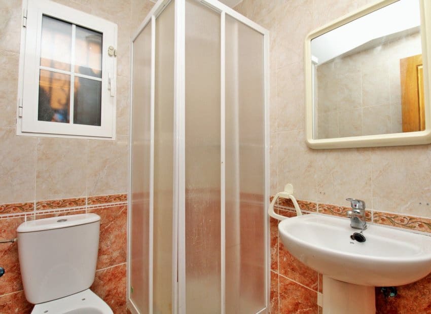 3 soverom Hus til salgs i Villamartin med svømmebasseng - € 164 900 (Ref: 8904617)