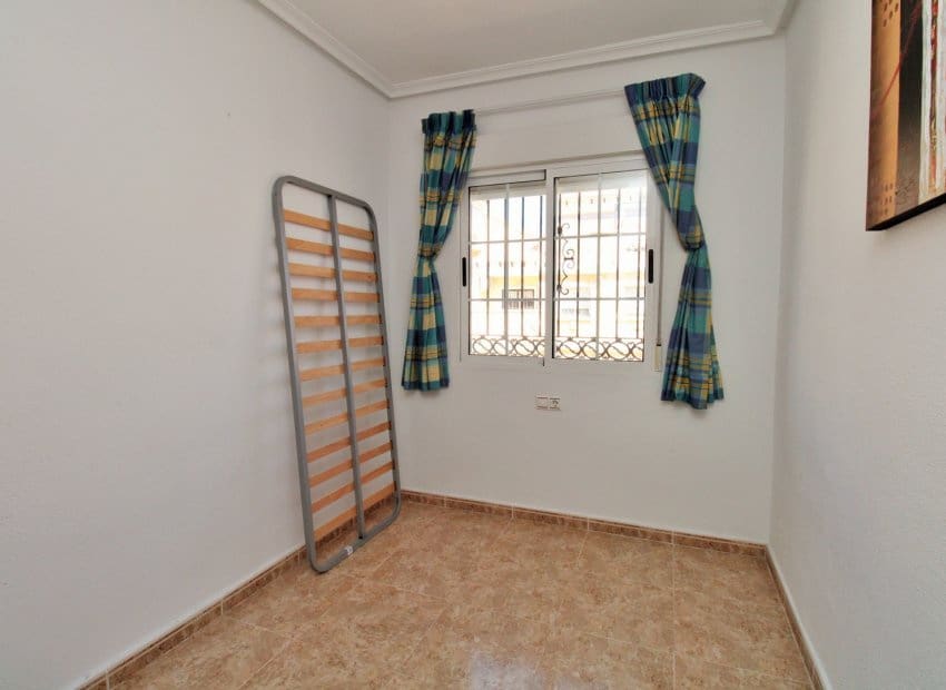 3 soverom Hus til salgs i Villamartin med svømmebasseng - € 164 900 (Ref: 8904617)