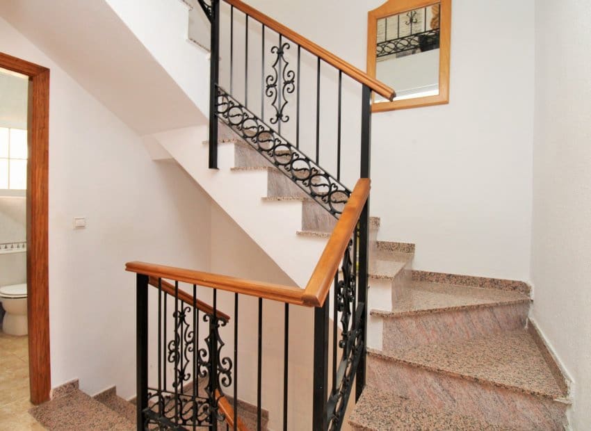 3 soverom Hus til salgs i Villamartin med svømmebasseng - € 164 900 (Ref: 8904617)