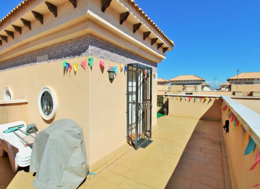 3 soverom Hus til salgs i Villamartin med svømmebasseng - € 164 900 (Ref: 8904617)