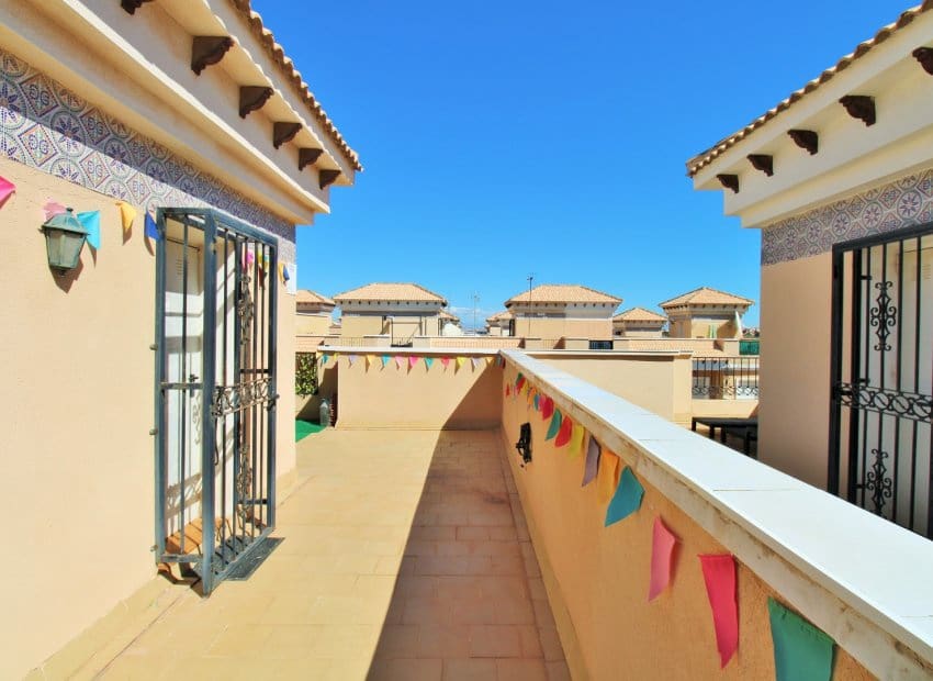 3 soverom Hus til salgs i Villamartin med svømmebasseng - € 164 900 (Ref: 8904617)