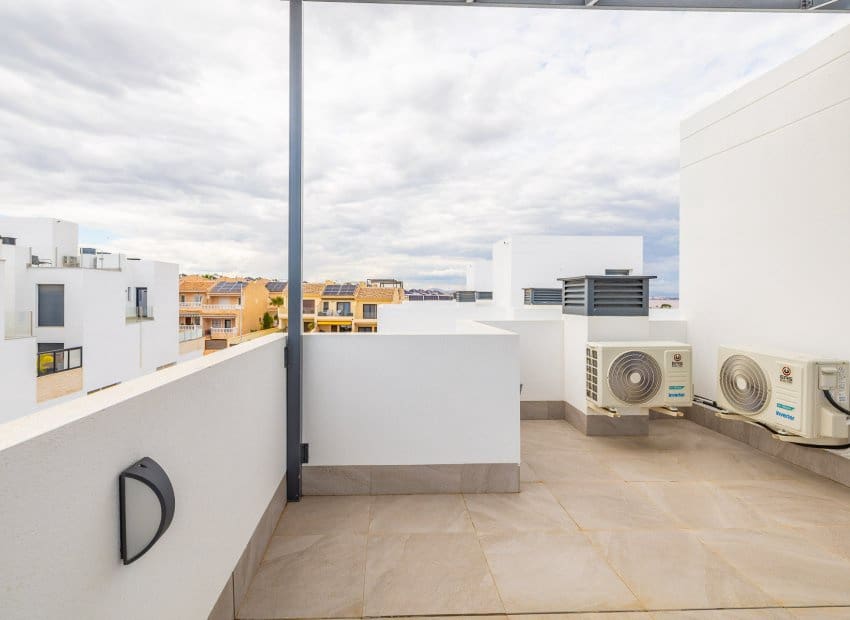 3 chambre Villa/Maison à vendre à Los Balcones avec piscine - 670 000 € (Ref: 8904619)