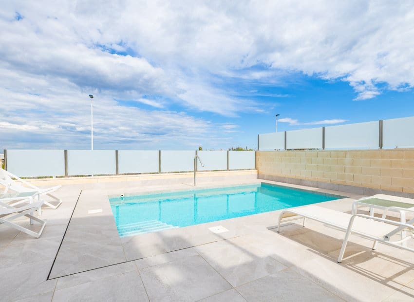 3 chambre Villa/Maison à vendre à Los Balcones avec piscine - 670 000 € (Ref: 8904619)