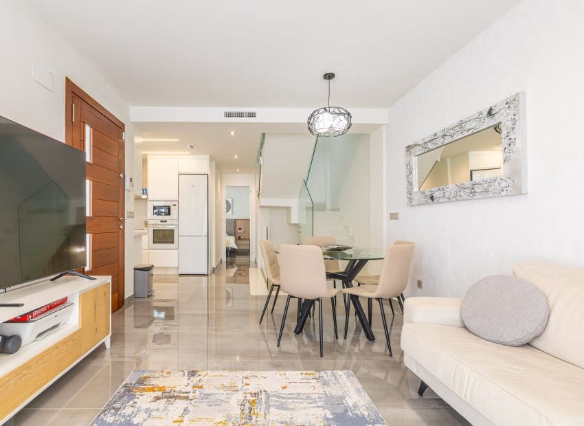 3 chambre Villa/Maison à vendre à Los Balcones avec piscine - 670 000 € (Ref: 8904619)