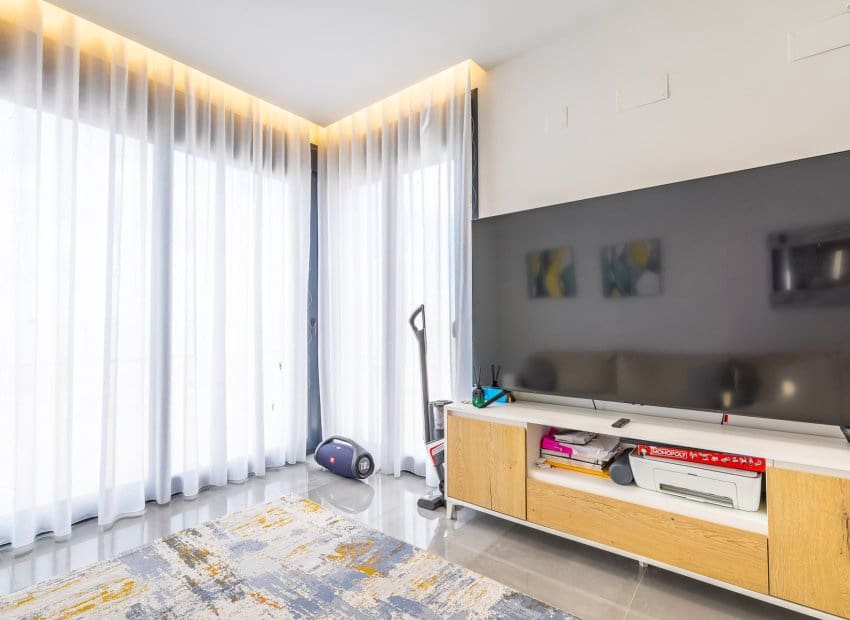 3 chambre Villa/Maison à vendre à Los Balcones avec piscine - 670 000 € (Ref: 8904619)