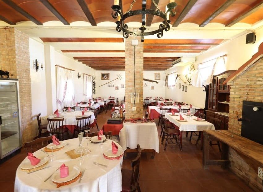 4 soveværelse Restaurant/Bar til salg i La Zenia - € 750.000 (Ref: 8909619)