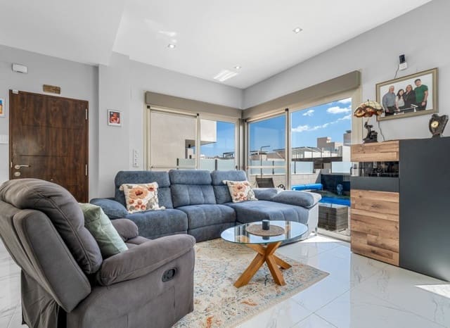 4 chambre Villa/Maison à vendre à Villamartin, Orihuela avec piscine - 449 000 € (Ref: 8913603)