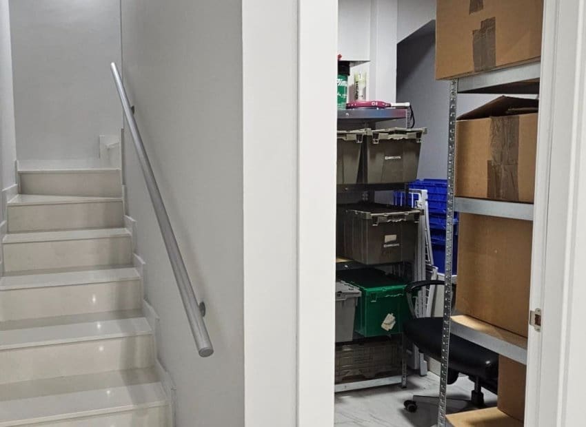 4 chambre Villa/Maison à vendre à Villamartin avec piscine - 449 000 € (Ref: 8913603)