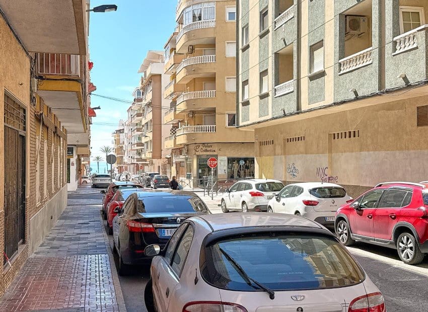 2 chambre Appartement à vendre à Torrevieja - 179 900 € (Ref: 8913607)