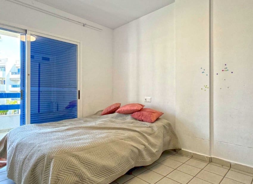 2 slaapkamer Appartement te koop in Orihuela Costa met zwembad - € 182.000 (Ref: 8939209)