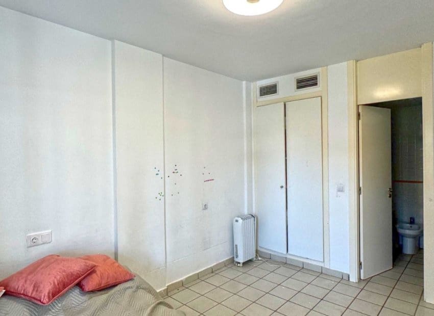 2 slaapkamer Appartement te koop in Orihuela Costa met zwembad - € 182.000 (Ref: 8939209)