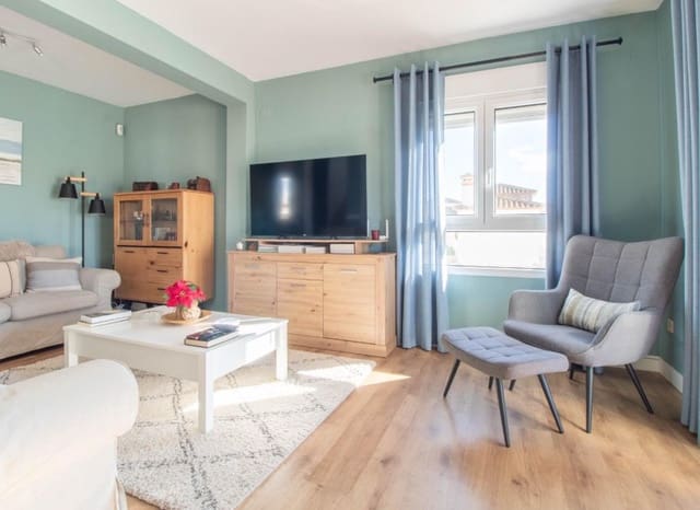 Chalet de 3 habitaciones en Las Filipinas en venta con piscina - 425.000 € (Ref: 8941765)