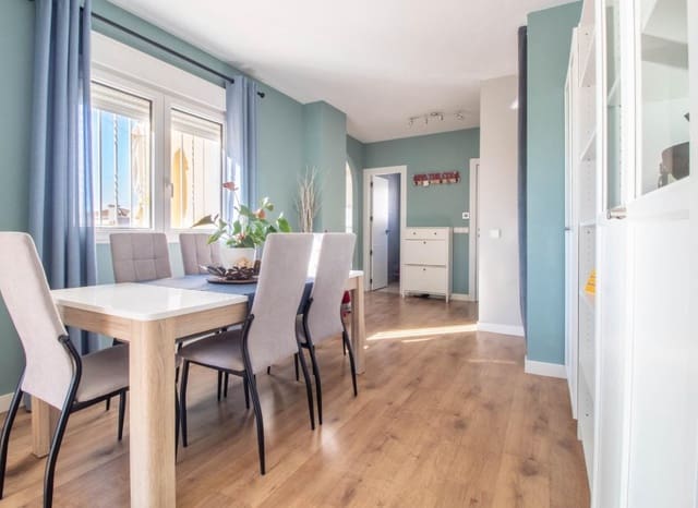 Chalet de 3 habitaciones en Las Filipinas en venta con piscina - 425.000 € (Ref: 8941765)