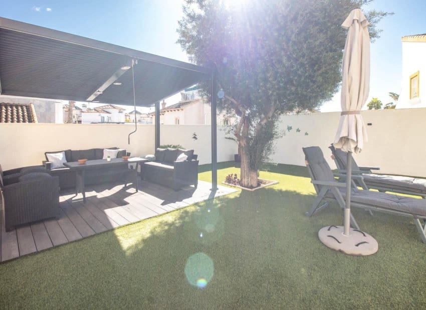 3 sypialnia Willa na sprzedaż w San Miguel de Salinas z basenem - 425 000 € (Ref: 8941765)