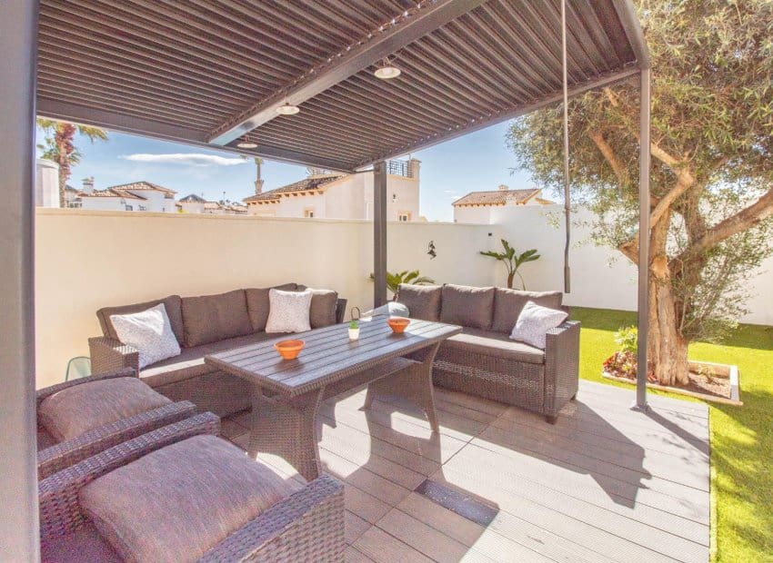 3 sypialnia Willa na sprzedaż w San Miguel de Salinas z basenem - 425 000 € (Ref: 8941765)