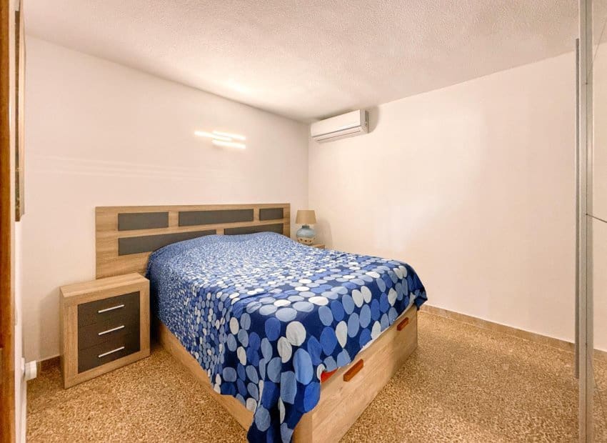 3 bedroom Beach Apartment for sale in Torrevieja - € 250,000 (Ref: 8947418)