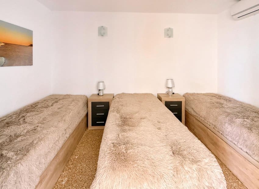 3 bedroom Beach Apartment for sale in Torrevieja - € 250,000 (Ref: 8947418)