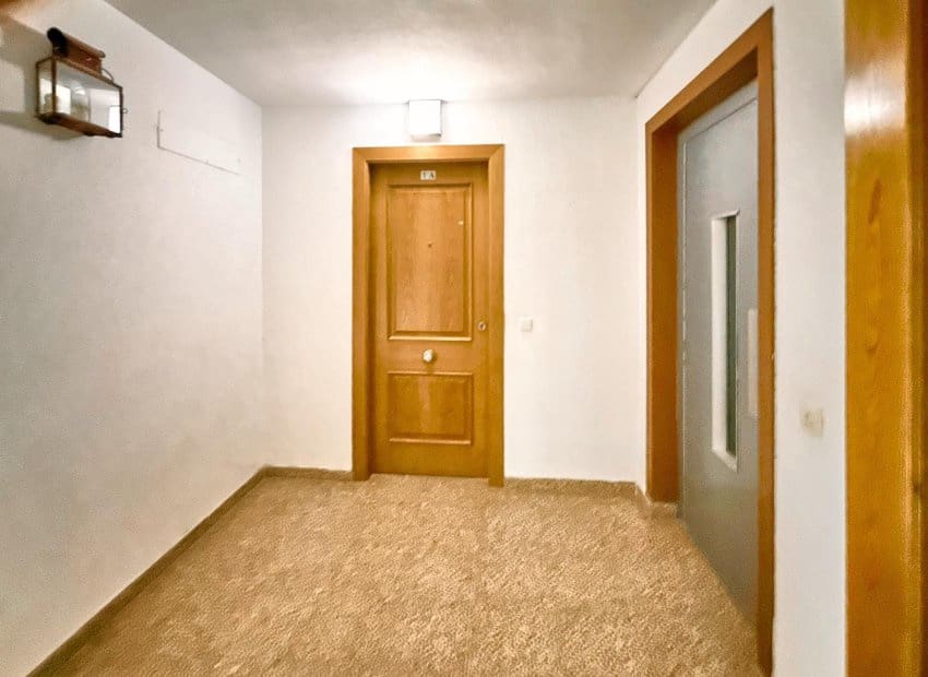 3 bedroom Beach Apartment for sale in Torrevieja - € 250,000 (Ref: 8947418)