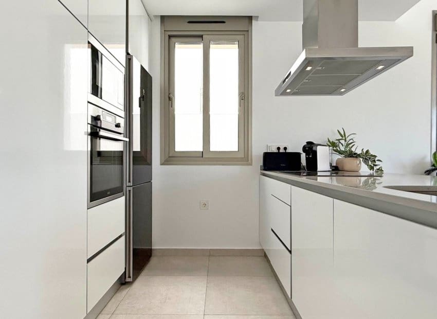 4 Zimmer Villa zu verkaufen in Villamartin mit Pool - 569.000 € (Ref: 8953095)