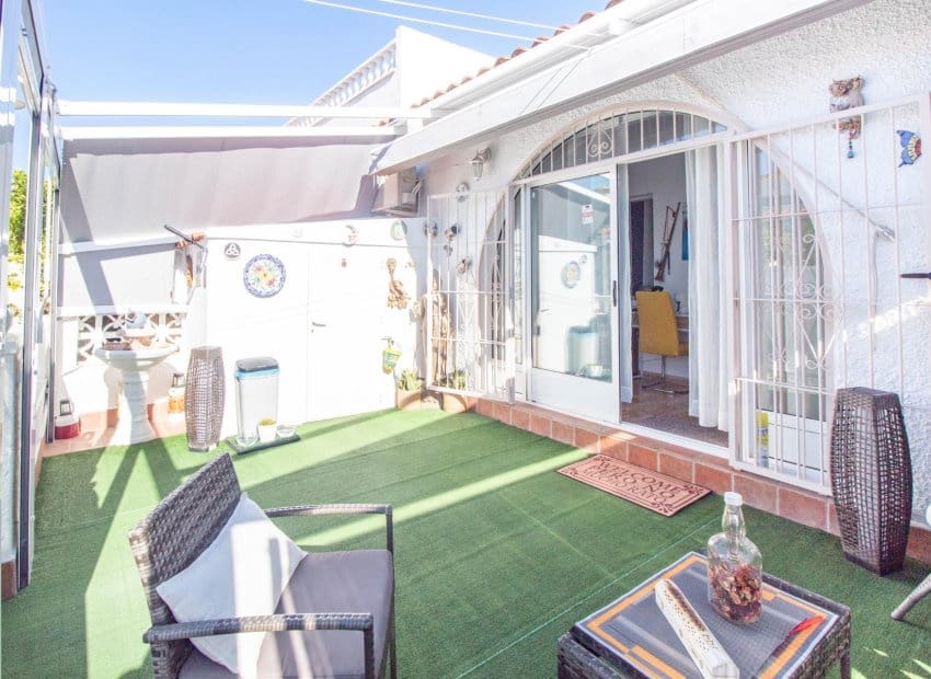 2 soveværelse Bungalow til salg i El Chaparral - € 149.000 (Ref: 8960643)