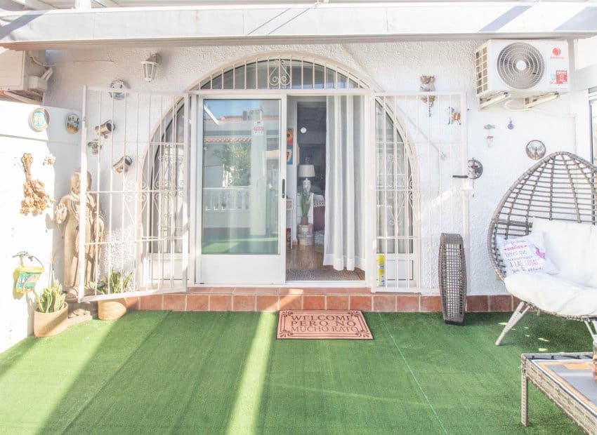 2 soveværelse Bungalow til salg i El Chaparral - € 149.000 (Ref: 8960643)