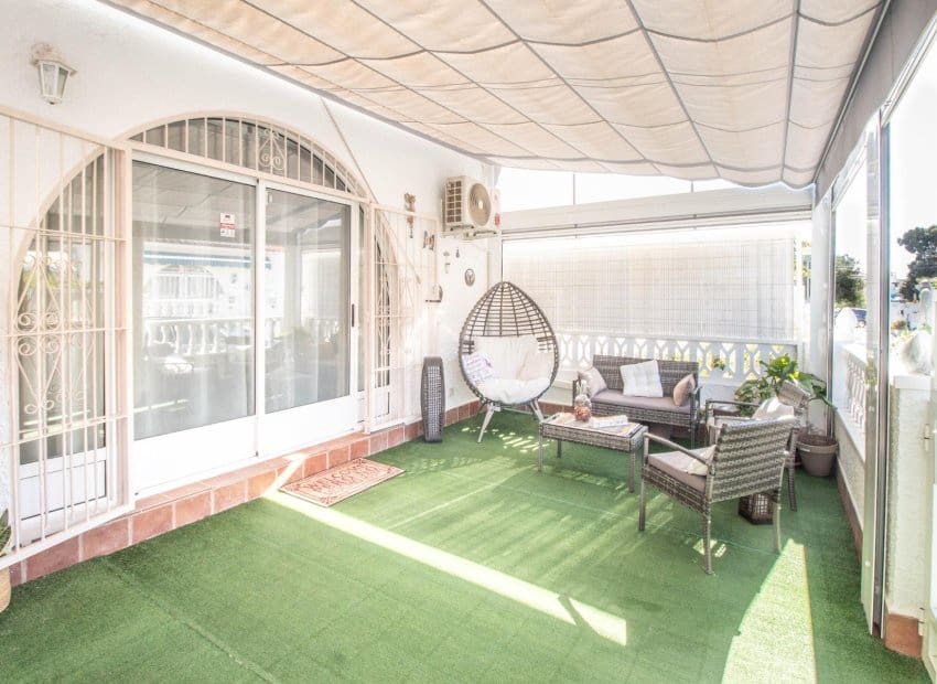 2 soveværelse Bungalow til salg i El Chaparral - € 149.000 (Ref: 8960643)