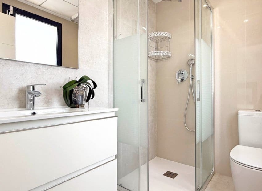 3 soverom Hus til salgs i Villamartin med svømmebasseng - € 369 900 (Ref: 8967252)