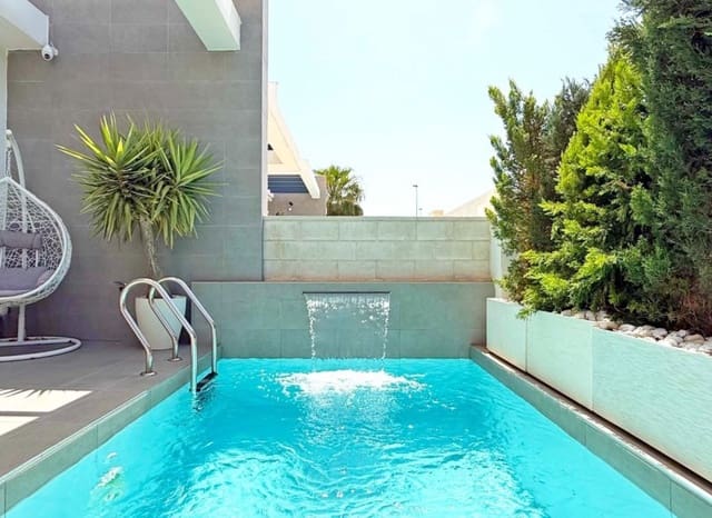 3 slaapkamer Huis te koop in Villamartin, Orihuela met zwembad - € 369.900 (Ref: 8967252)