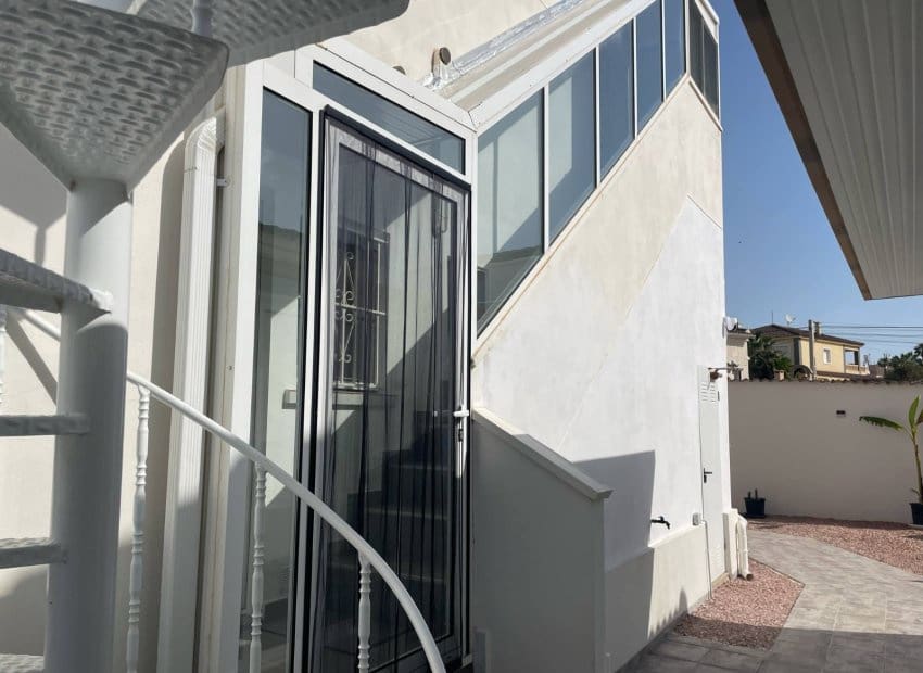 3 sypialnia Willa na sprzedaż w San Luis z basenem - 370 000 € (Ref: 8973283)