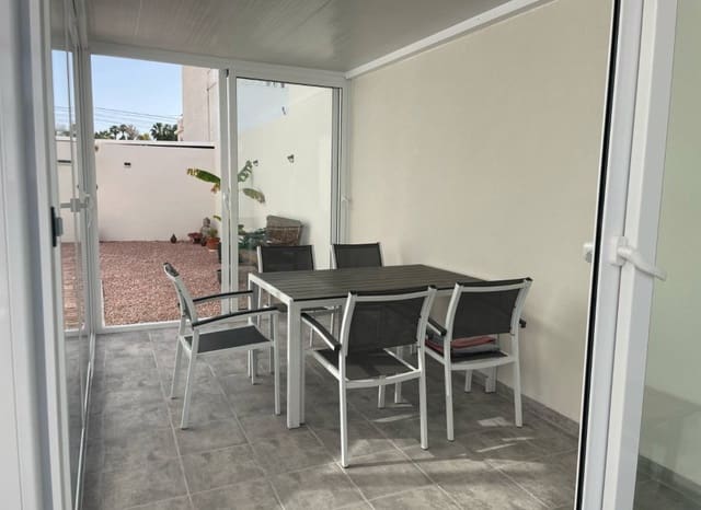 3 soverom Villa til salgs i San Luis, Torrevieja med svømmebasseng - € 370 000 (Ref: 8973283)