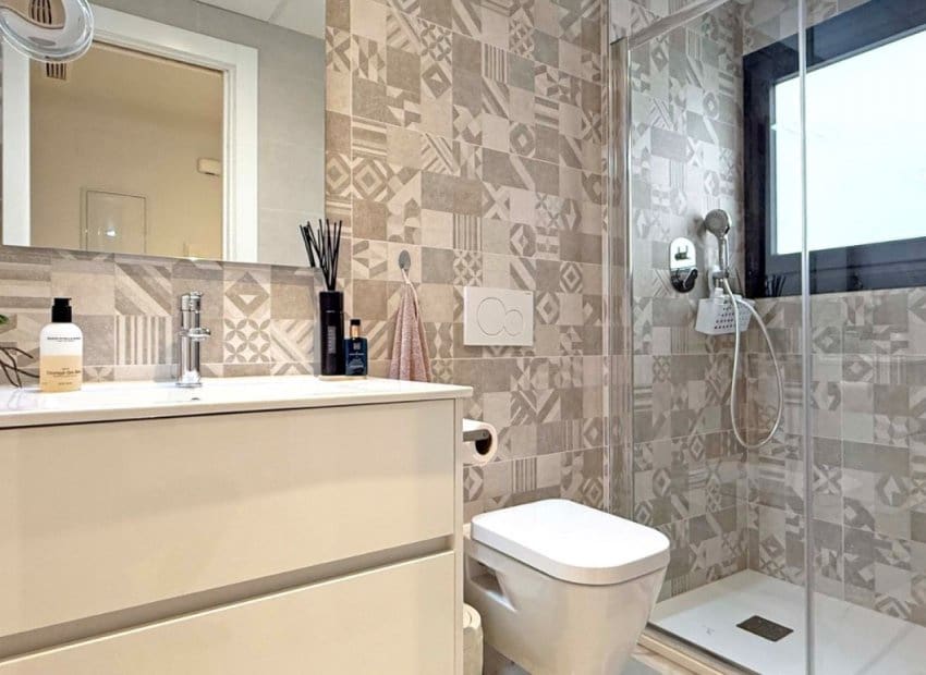 2 soveværelse Lejlighed til salg i Orihuela Costa med swimmingpool - € 239.000 (Ref: 8977410)