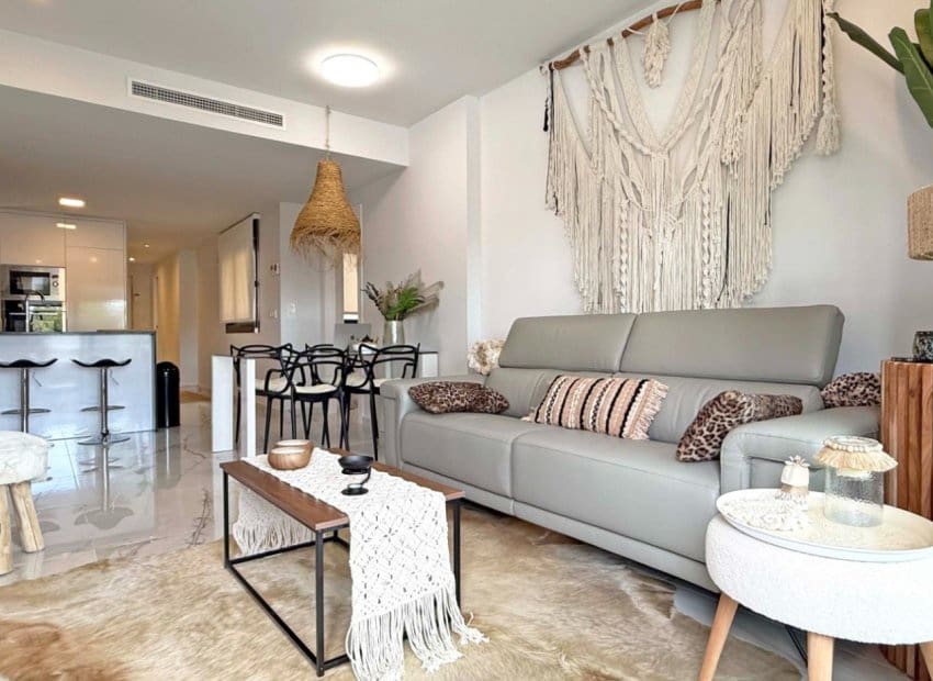 2 soveværelse Lejlighed til salg i Orihuela Costa med swimmingpool - € 239.000 (Ref: 8977410)